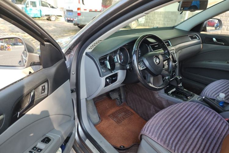 Used Skoda Superb 2013 1.8TSI Automatic MingShi Edition Driver Seat