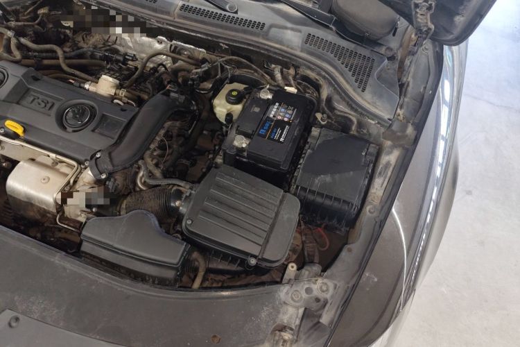 Used Skoda Superb 2013 1.4TSI DSG Sport Edition Engine Bay Left