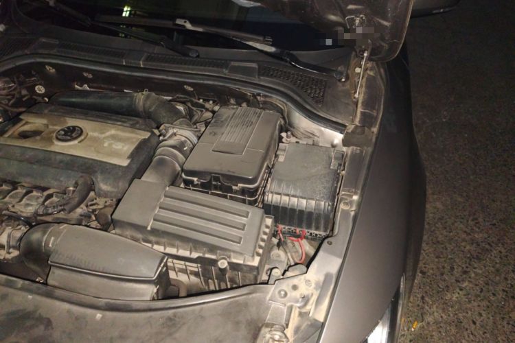 Used Skoda Superb 2013 1.8TSI Automatic MingShi Edition Engine Bay Left