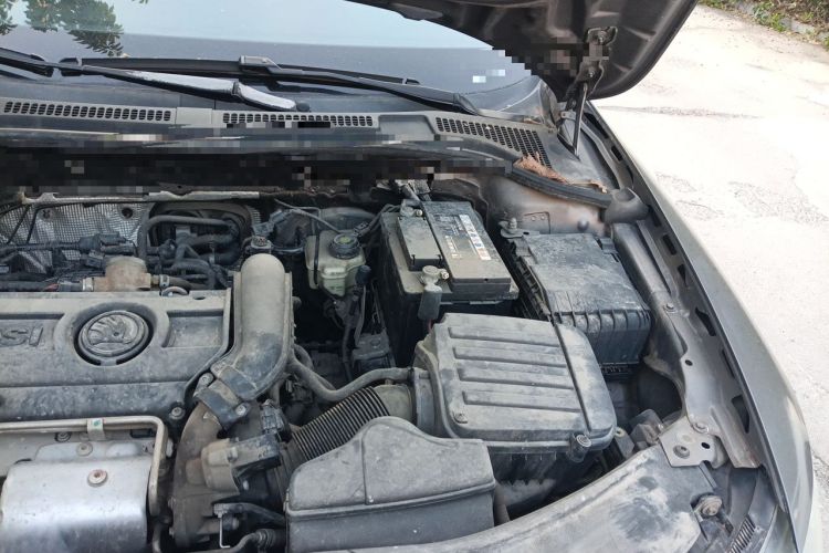 Used Skoda Superb 2013 1.4TSI DSG Sport Edition Engine Bay Left