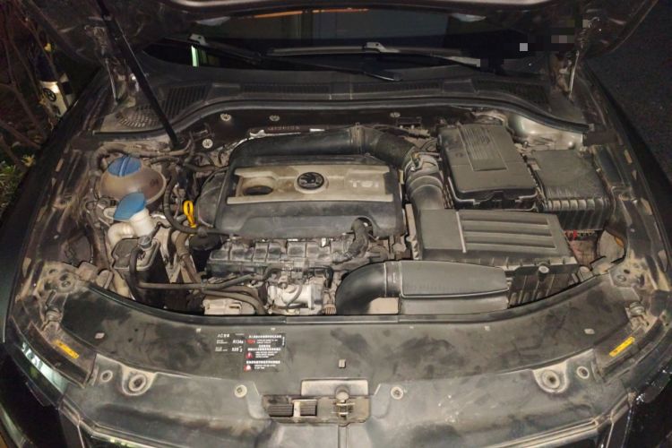 Used Skoda Superb 2013 1.8TSI Automatic MingShi Edition Engine Bay