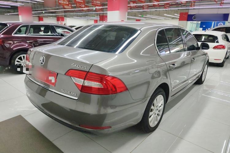 Used Skoda Superb 2013 1.8TSI Automatic MingShi Edition Exterior 3