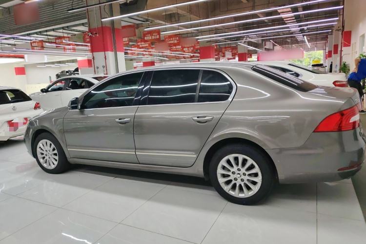 Used Skoda Superb 2013 1.8TSI Automatic MingShi Edition Exterior 5