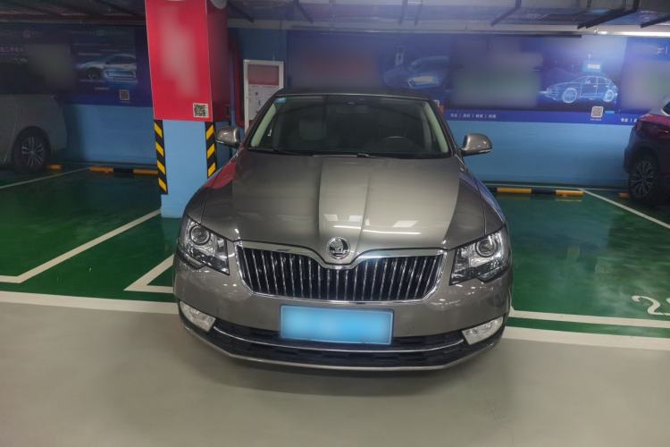 Used Skoda Superb 2013 1.8TSI Automatic Yashi Edition Front