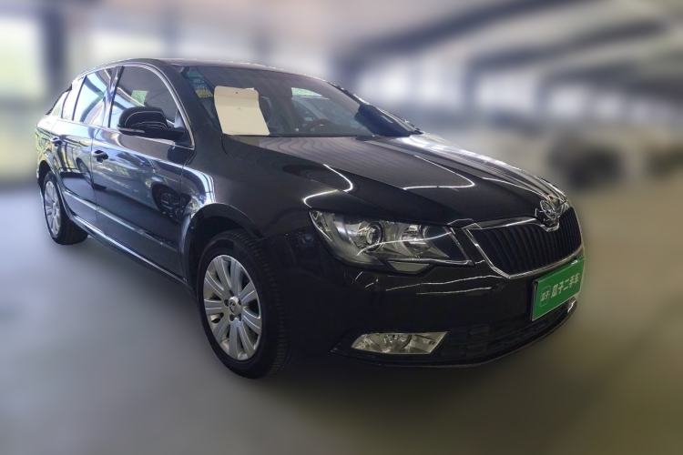 Used Skoda Superb 2013 1.4TSI DSG Sport Edition Front Right 45 Deg