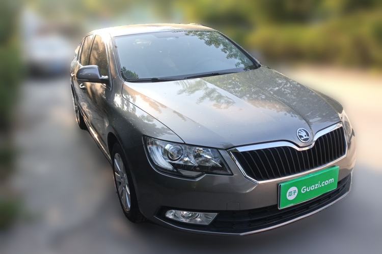 Used Skoda Superb 2013 1.4TSI DSG Sport Edition Front Right 45 Deg