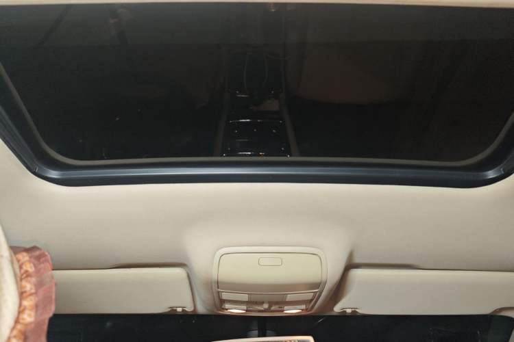 Used Skoda Superb 2013 1.8 TSI Manual MingShi Edition Headliner