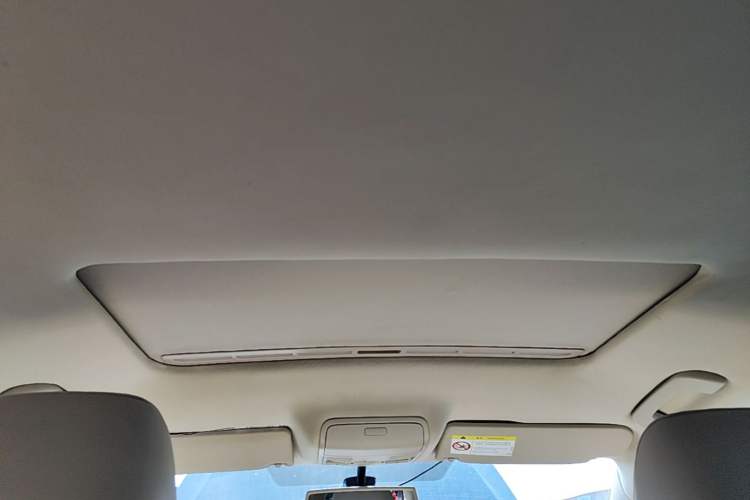 Used Skoda Superb 2013 1.8TSI Automatic Yashi Edition Headliner