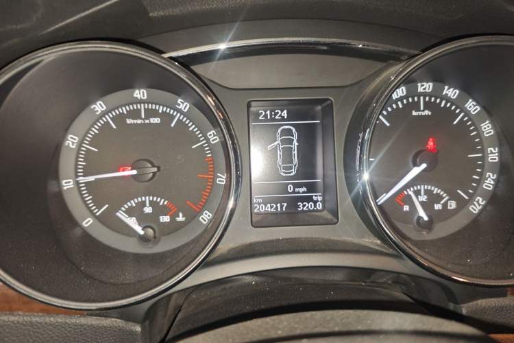Used Skoda Superb 2013 1.8 TSI Manual MingShi Edition Instrument Cluster