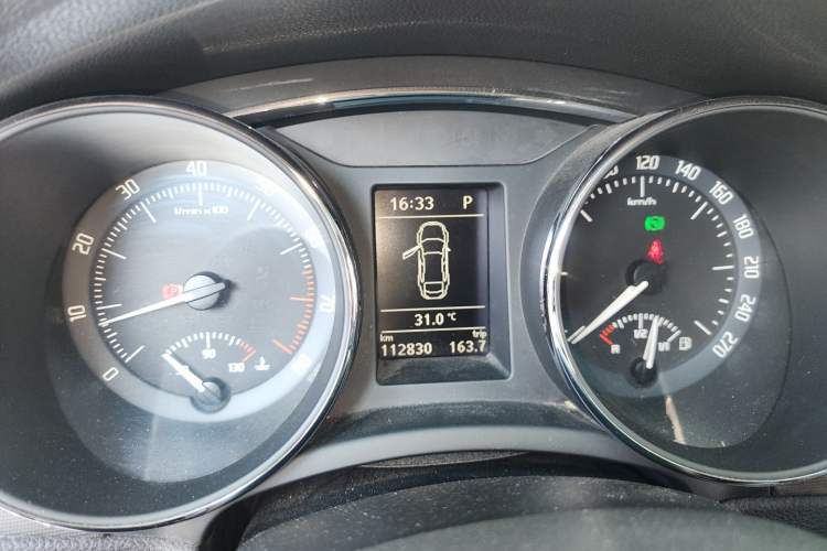 Used Skoda Superb 2013 1.8TSI Automatic MingShi Edition Instrument Cluster