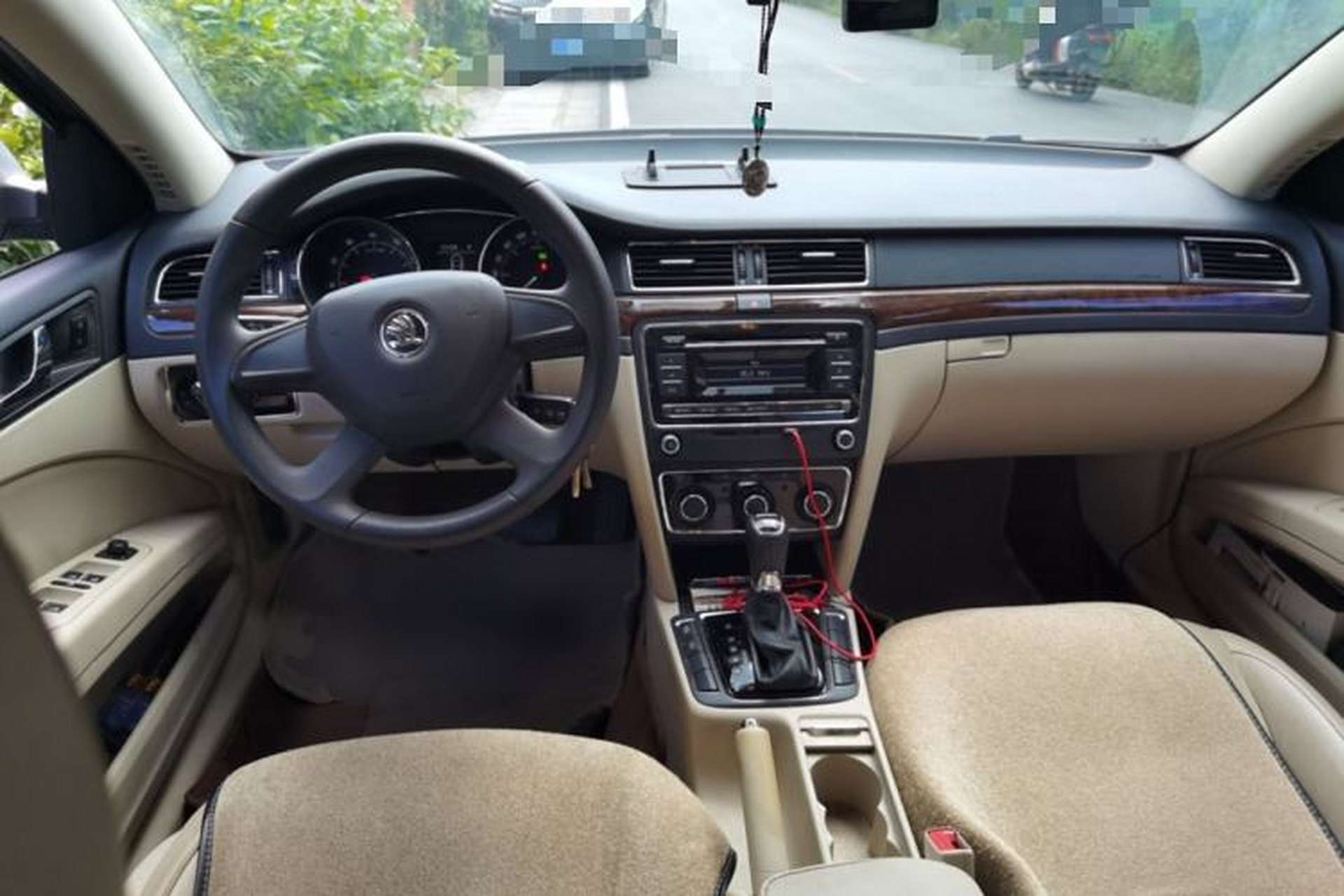 Used Skoda Superb 2013 1.8TSI Automatic MingShi Edition Interior 2