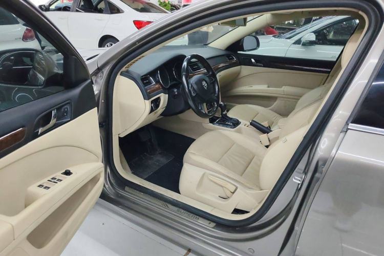 Used Skoda Superb 2013 1.8TSI Automatic MingShi Edition Interior 2