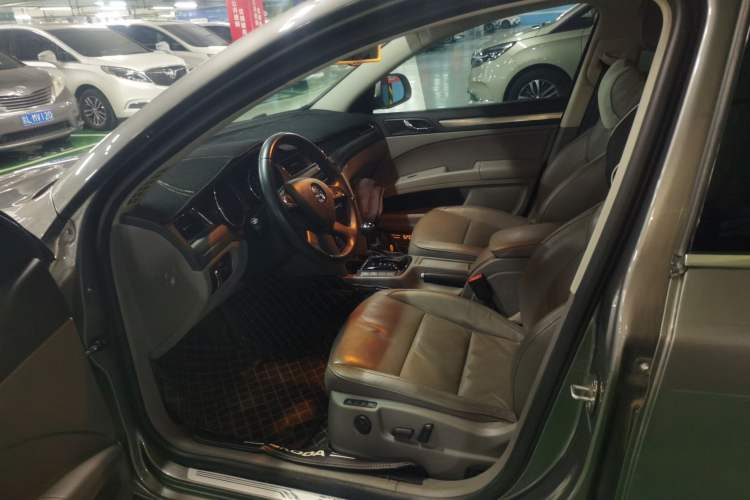 Used Skoda Superb 2013 1.8TSI Automatic Yashi Edition Left Front Seat