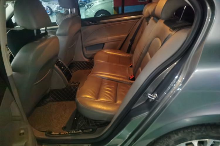 Used Skoda Superb 2013 1.8TSI Automatic Yashi Edition Left Rear Seat
