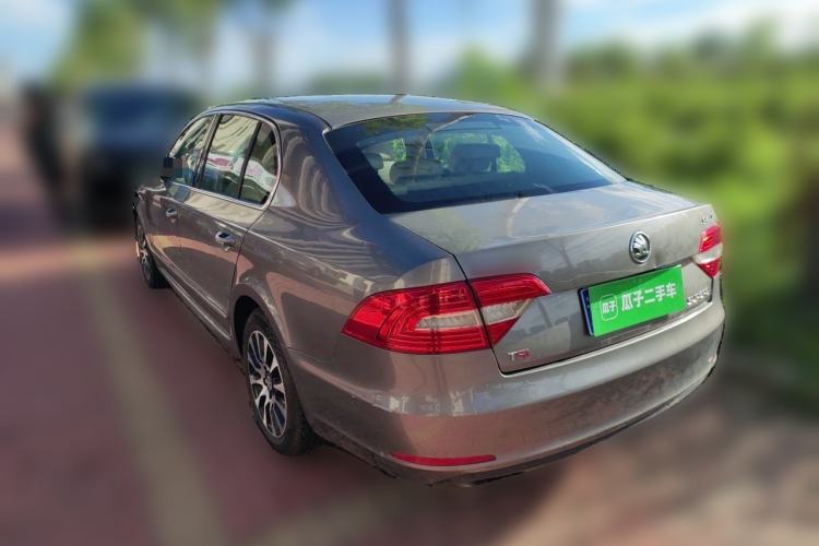 Used Skoda Superb 2013 1.8TSI Automatic MingShi Edition Rear Left 45 Deg