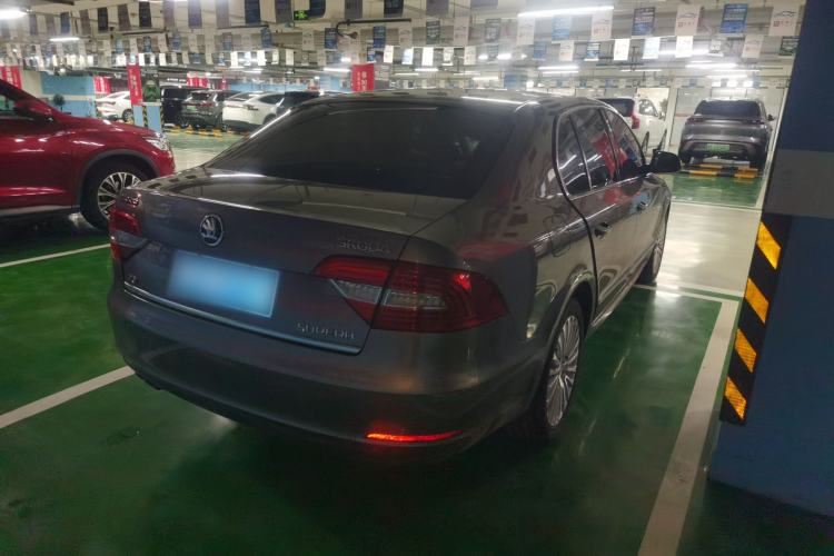 Used Skoda Superb 2013 1.8TSI Automatic Yashi Edition Rear Right 45 Deg