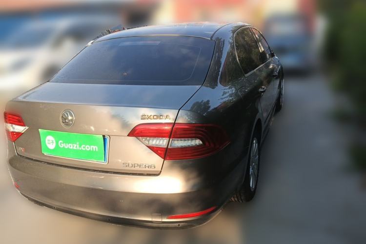 Used Skoda Superb 2013 1.4TSI DSG Sport Edition Rear Right 45 Deg