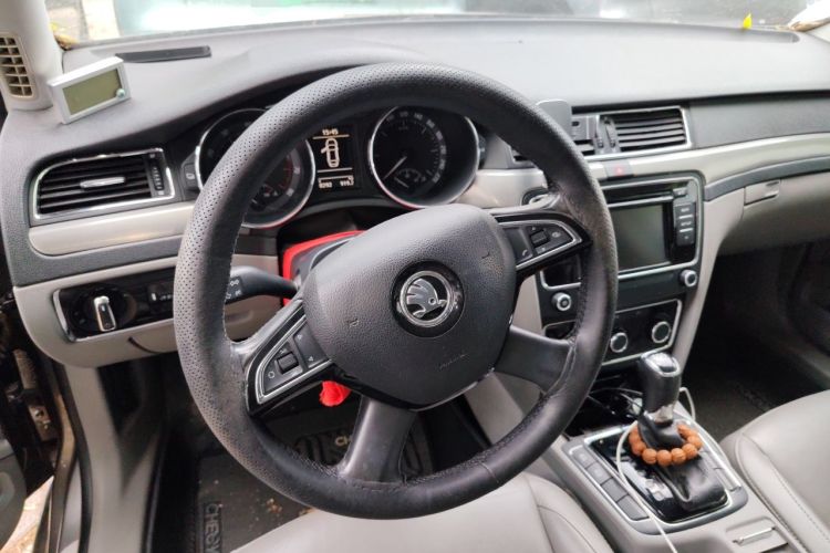 Used Skoda Superb 2013 1.4 TSI DSG Prestige Edition Steering Wheel