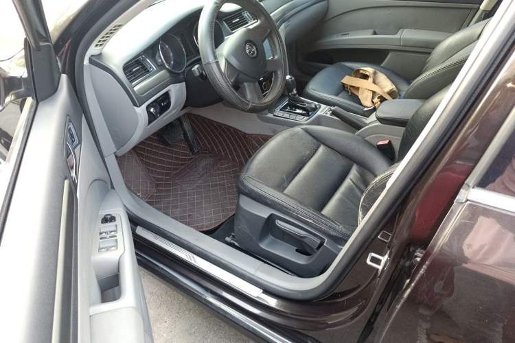 Used Skoda Superb 2013 1.4TSI DSG Sport Edition Driver Seat