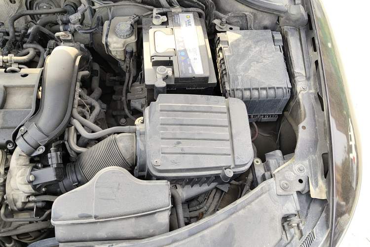 Used Skoda Superb 2013 1.4TSI DSG Sport Edition Engine Bay Left