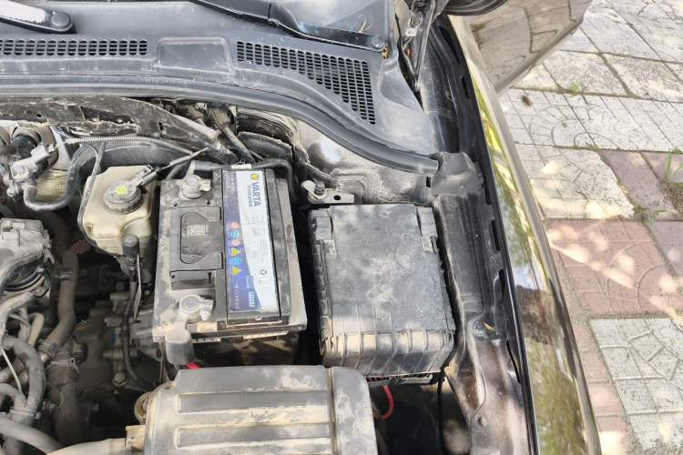 Used Skoda Superb 2013 1.4TSI DSG Sport Edition Engine Bay Left