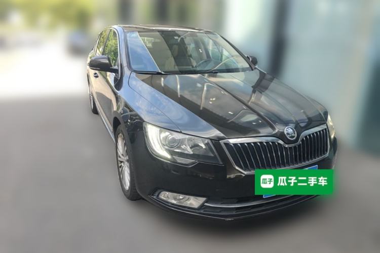 Used Skoda Superb 2013 1.8TSI Automatic Yashi Edition Front Right 45 Deg