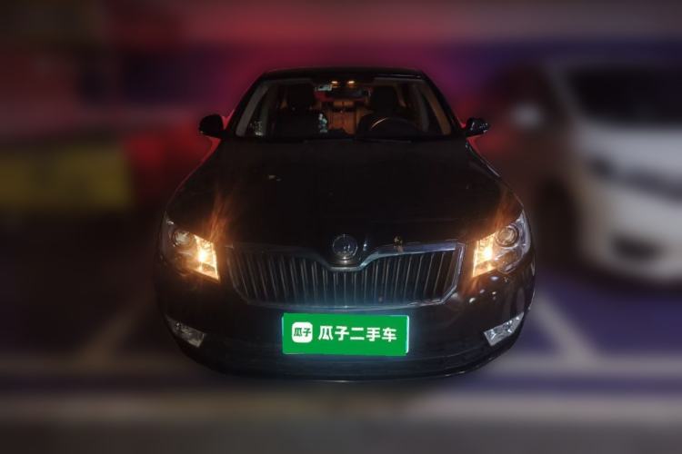 Used Skoda Superb 2013 1.4TSI DSG Sport Edition Front
