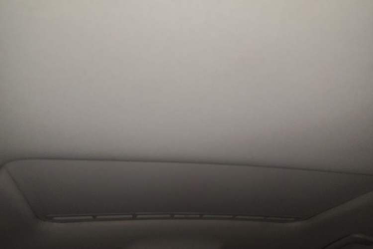 Used Skoda Superb 2013 1.8TSI Automatic Yashi Edition Headliner