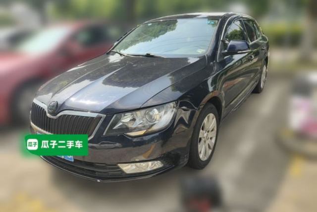 Ojetý Skoda Superb 2013 1.4TSI DSG Sport Edition