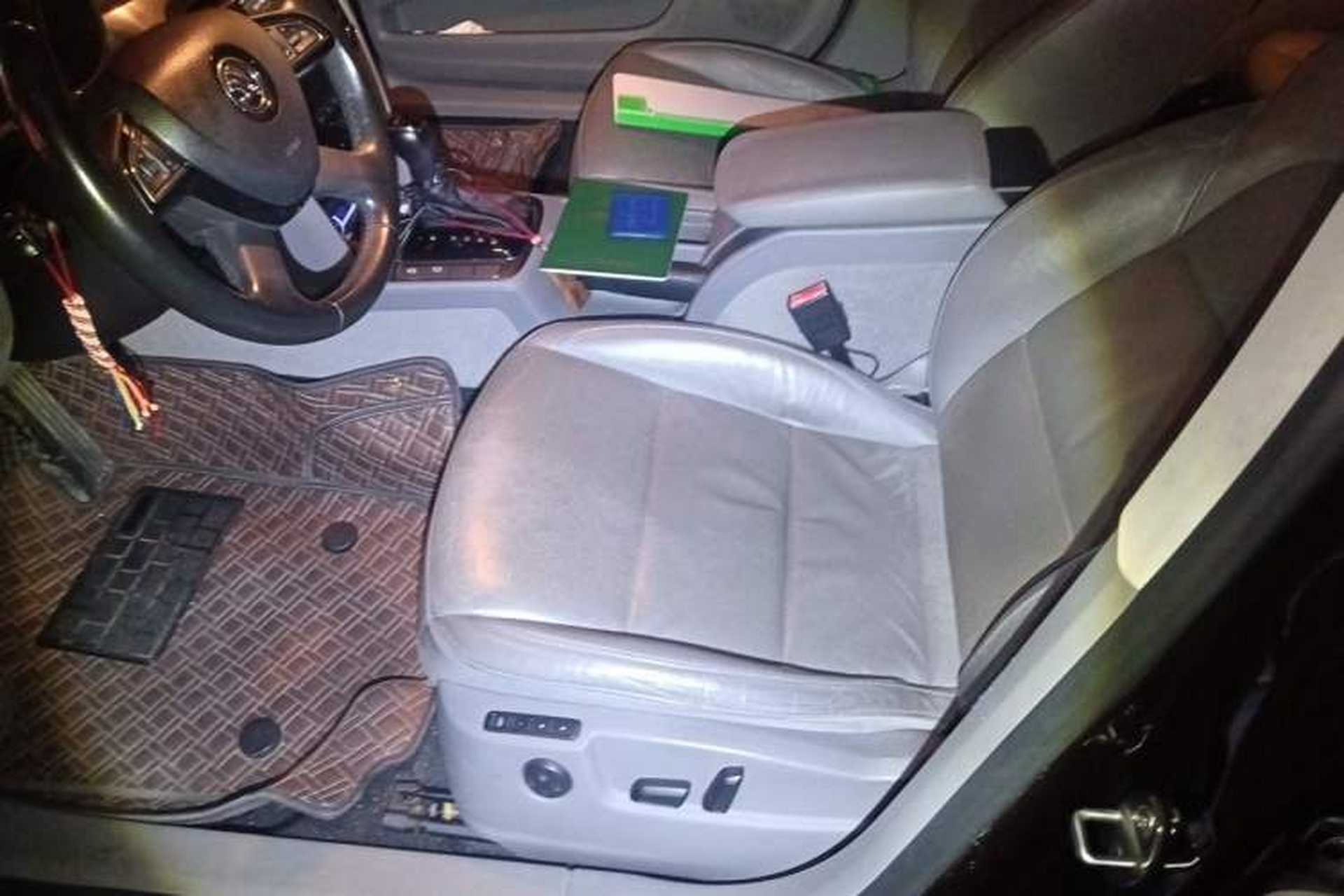 Used Skoda Superb 2013 1.8TSI Automatic Yashi Edition Left Front Seat
