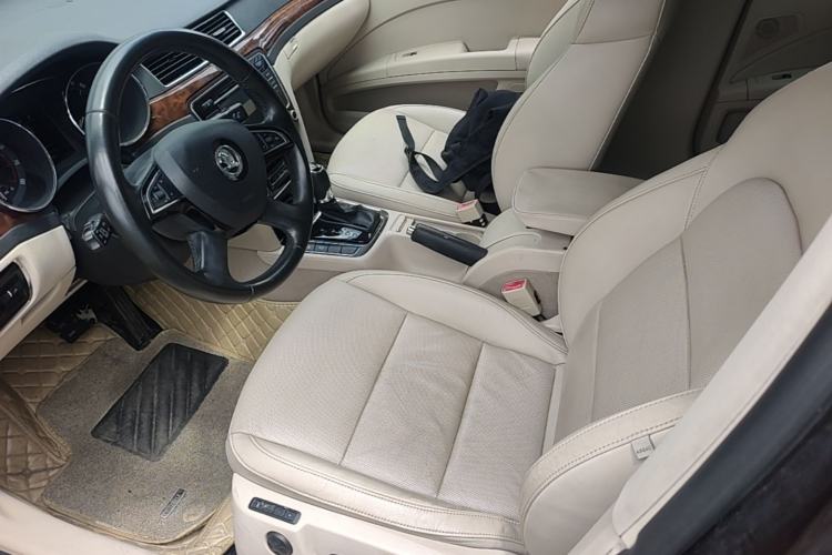 Used Skoda Superb 2013 1.8TSI Automatic Yashi Edition Left Front Seat