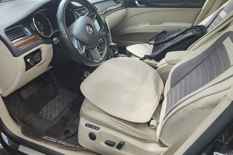 Used Skoda Superb 2013 1.8TSI Automatic Yashi Edition Left Front Seat