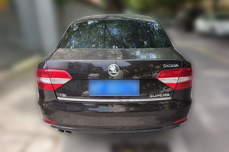 Used Skoda Superb 2013 1.8TSI Automatic Yashi Edition Rear