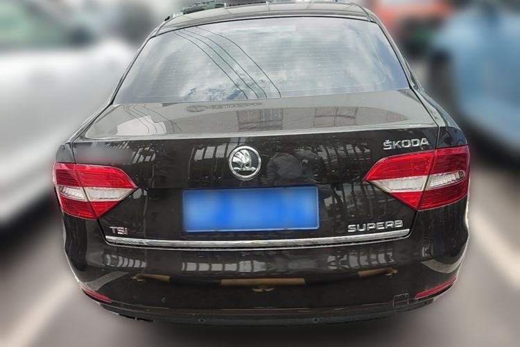 Used Skoda Superb 2013 1.8TSI Automatic Yashi Edition Rear