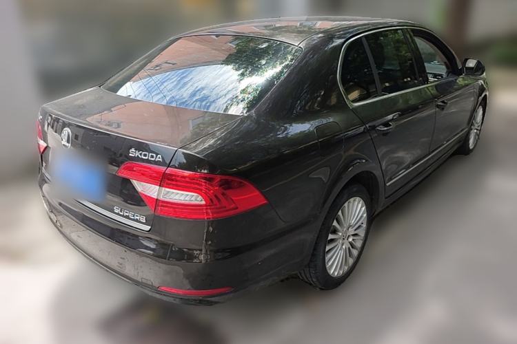 Used Skoda Superb 2013 1.8TSI Automatic Yashi Edition Rear Right 45 Deg