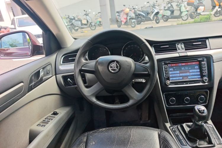 Used Skoda Superb 2013 1.4TSI Manual Shengshi Edition Steering Wheel