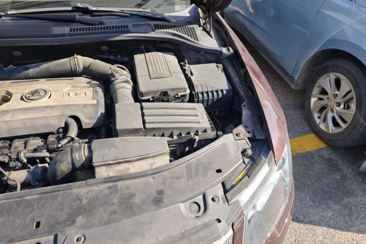 Used Skoda Superb 2013 1.8TSI Automatic MingShi Edition Engine Bay Left