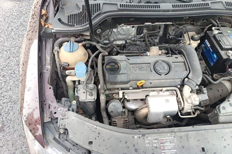 Used Skoda Superb 2013 1.4TSI DSG Sport Edition Engine Bay Right
