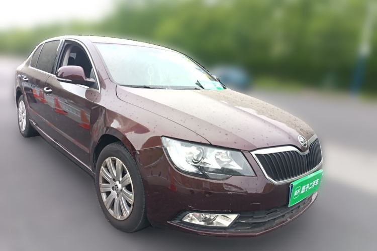 Used Skoda Superb 2013 1.4TSI DSG Sport Edition Front Right 45 Deg