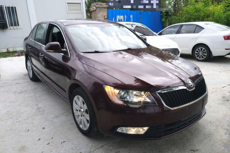 Used Skoda Superb 2013 1.4TSI Manual Shengshi Edition Front Right 45 Deg