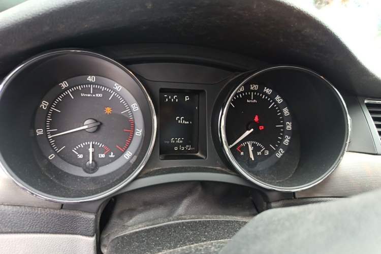 Used Skoda Superb 2013 1.4TSI DSG Sport Edition Instrument Cluster