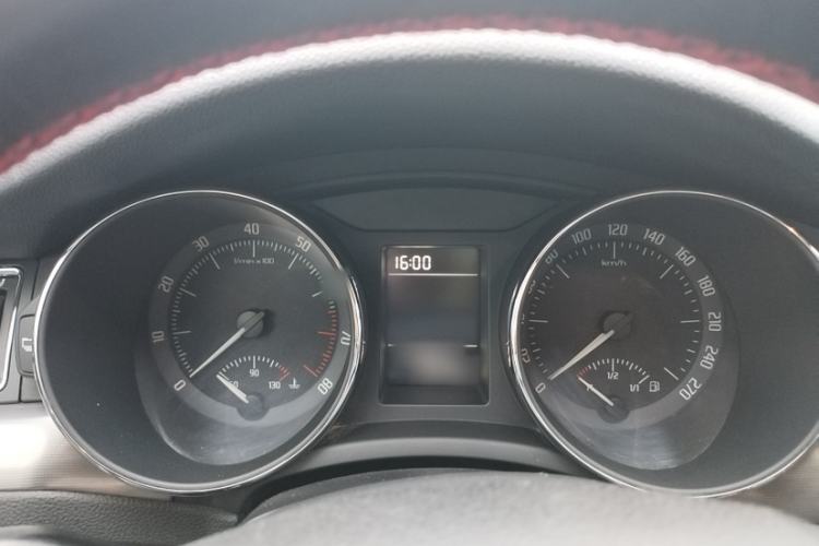 Used Skoda Superb 2013 1.4TSI DSG Sport Edition Interior 7
