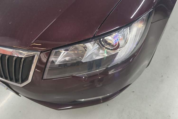 Used Skoda Superb 2013 1.4TSI DSG Sport Edition Left Front Headlight