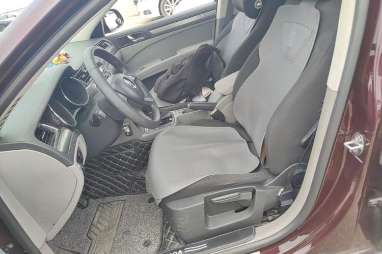 Used Skoda Superb 2013 1.4TSI DSG Sport Edition Left Front Seat