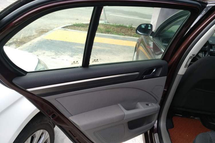 Used Skoda Superb 2013 1.4TSI Manual Shengshi Edition Left Rear Door Interior