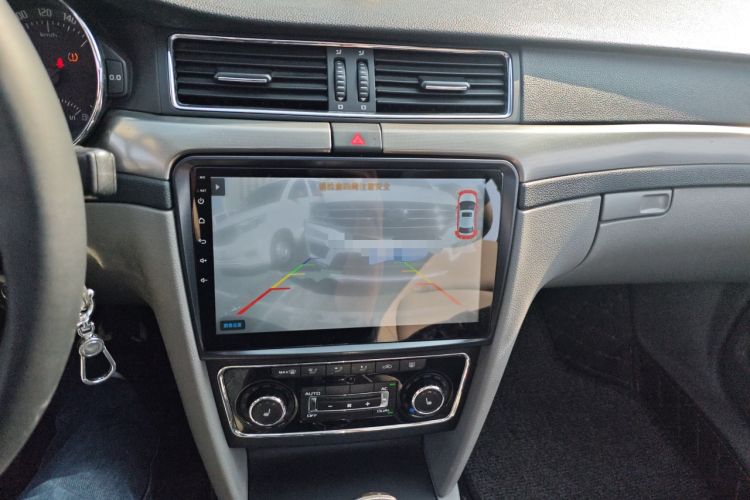 Used Skoda Superb 2013 1.8TSI Automatic Yashi Edition Audio And AC Panel