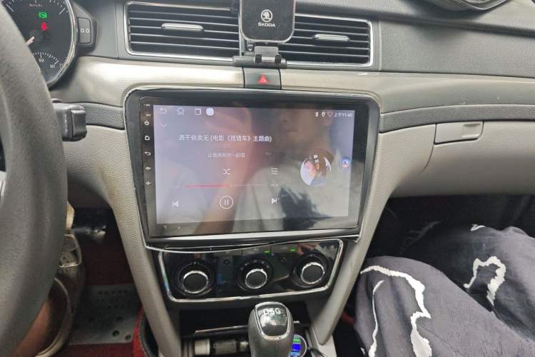 Used Skoda Superb 2013 1.4TSI DSG Sport Edition Audio And AC Panel