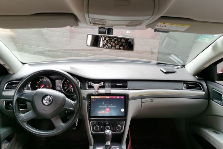 Used Skoda Superb 2013 1.4TSI DSG Sport Edition Center Console