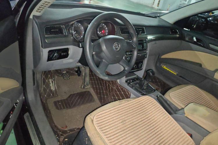 Used Skoda Superb 2013 1.4TSI Manual Shengshi Edition Center Console