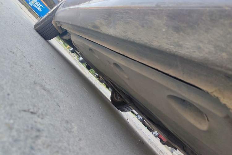 Used Skoda Superb 2013 1.4TSI Manual Shengshi Edition Chassis Front Right